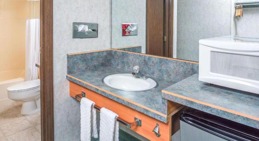 Travelodge By Wyndham Kalispell Esterno foto